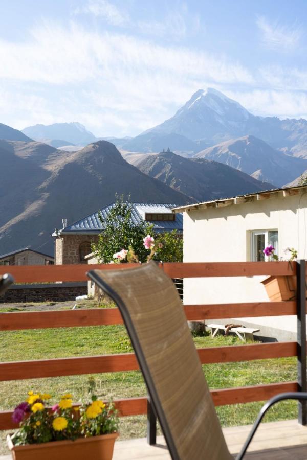 Guest House Elguja Qushashvili Kazbegi Luaran gambar