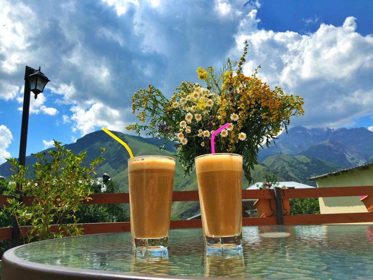 Guest House Elguja Qushashvili Kazbegi Luaran gambar