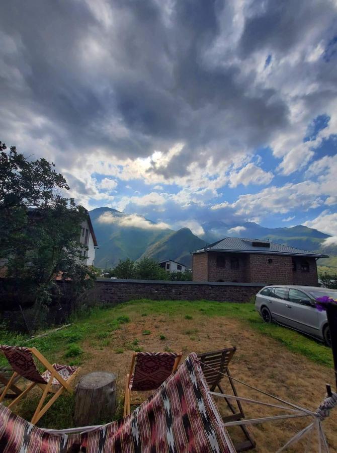 Guest House Elguja Qushashvili Kazbegi Luaran gambar