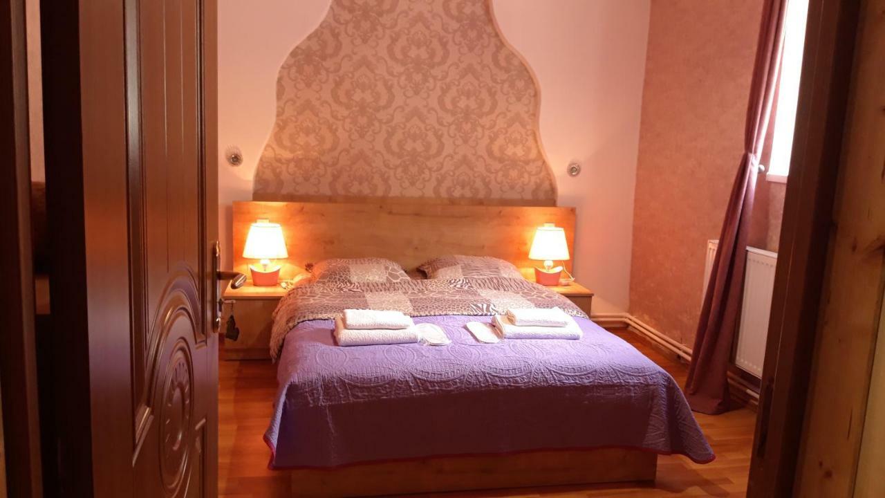 Guest House Elguja Qushashvili Kazbegi Luaran gambar